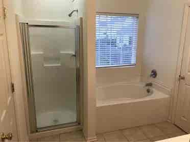 NEWLY RENOVATED MOVE IN READY