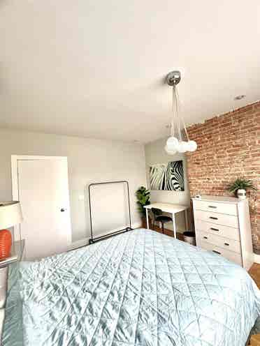 Cozy Queen Bedroom