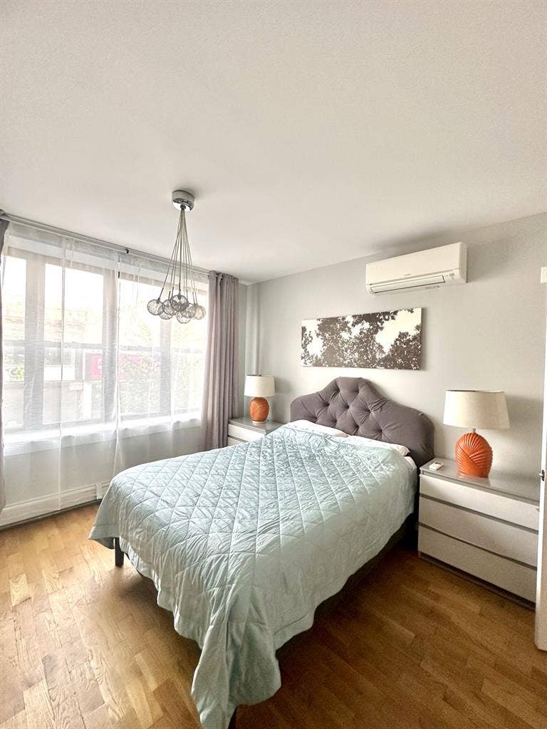 Cozy Queen Bedroom