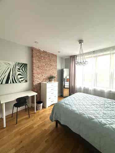 Cozy Queen Bedroom