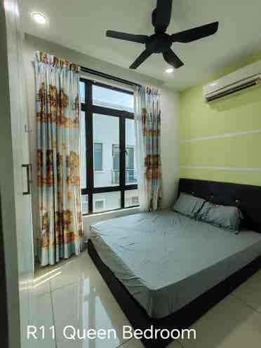 Bukit Indah/Nusa Bestari 
Room