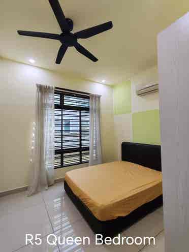 Bukit Indah/Nusa Bestari 
Room