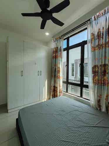 Bukit Indah/Nusa Bestari 
Room