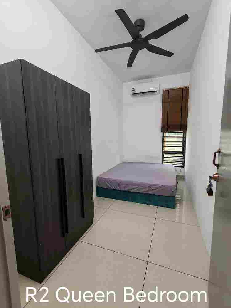 Bukit Indah/Nusa Bestari 
Room