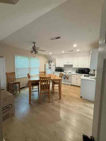 Loft Apartment Available for Rentt