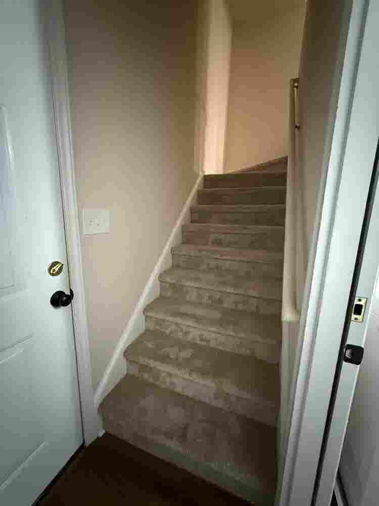 Loft Apartment Available for Rentt