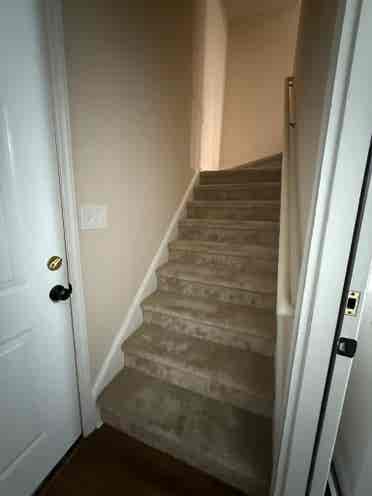 Loft Apartment Available for Rentt