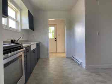1 Bedroom for Rent in a 3 bed house