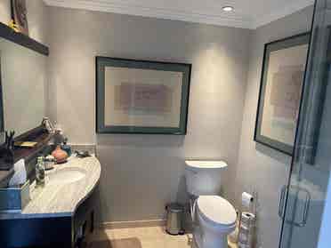 Room for Rent Modern Waterfront Hom