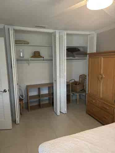 Room for Rent Modern Waterfront Hom