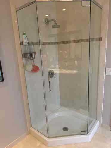 Room for Rent Modern Waterfront Hom