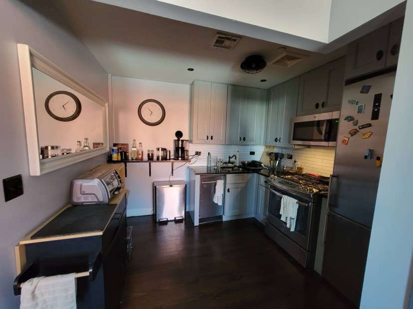 Looking for roommate (August 1st)