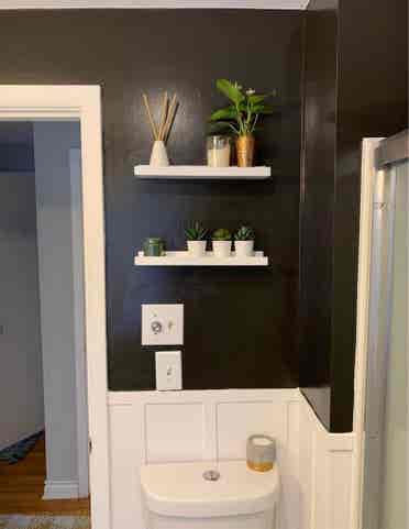 Room for rent in 3 bedroom home!