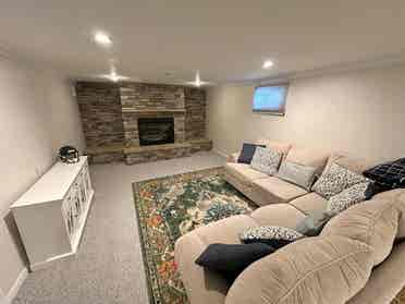Basement Studio w/ Kitchenette/Bar