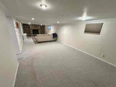 Basement Studio w/ Kitchenette/Bar