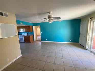 Room Near Vandenberg AFB, Lompoc