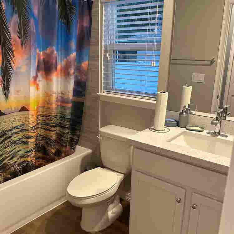 Room for rent . Men preferred