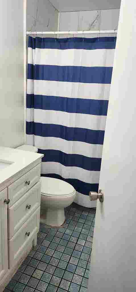 Privet room with shared bathroom