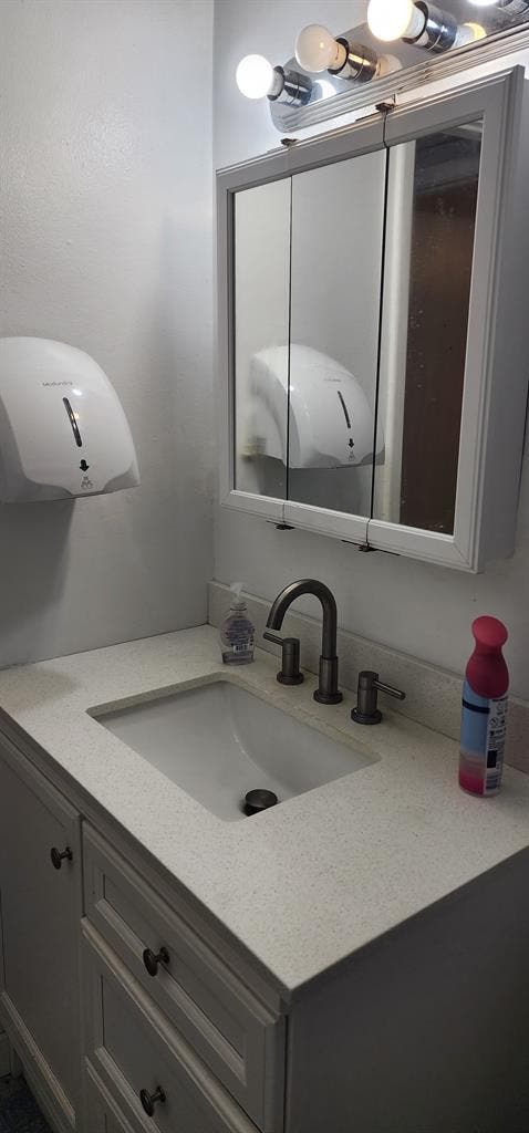 Privet room with shared bathroom