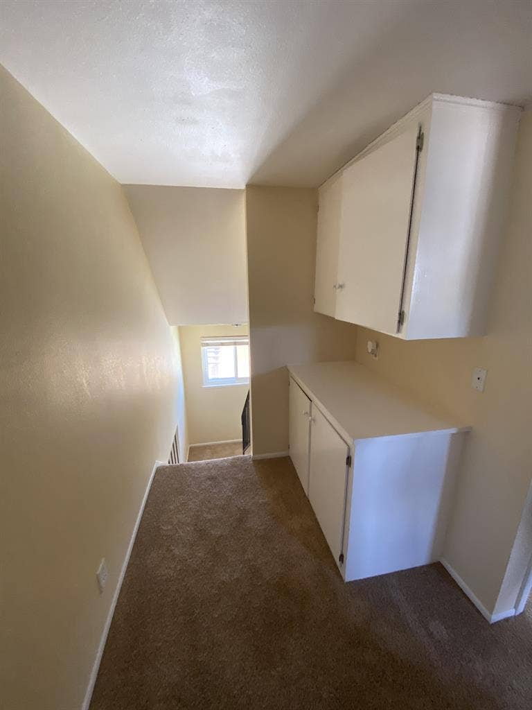 Private Room with Bath in Lompoc