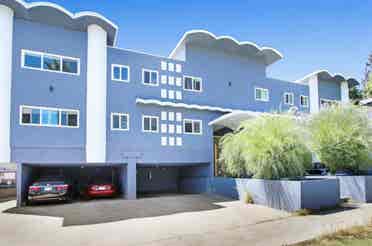 Studio in K-Town/Downtown LA–$