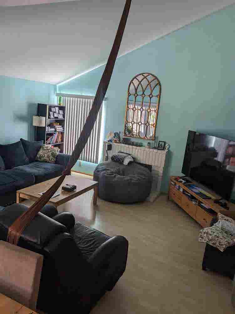 Room available, quiet neighborhood
