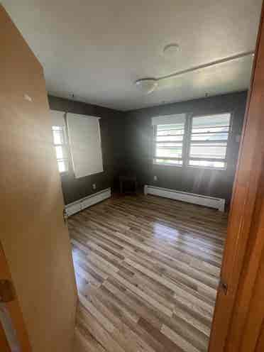 Rooms for rent in quiet area CCSU