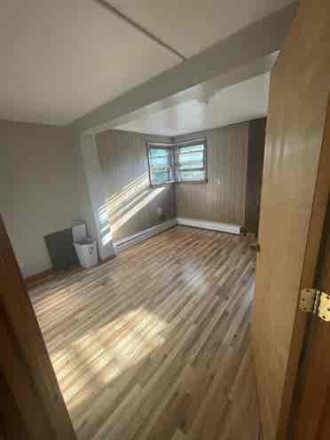 Rooms for rent in quiet area CCSU