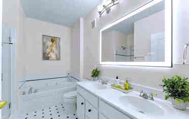 Town Center 2bed