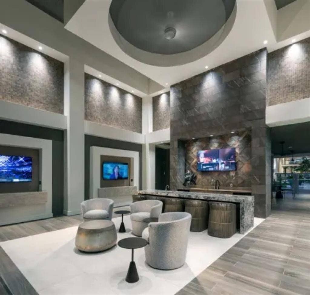bath apartment in MV