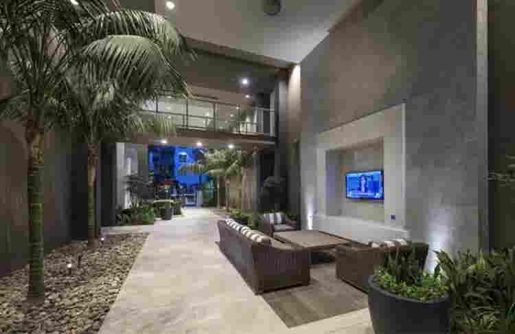 bath apartment in MV