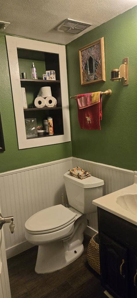 Private Room in Renovated Home