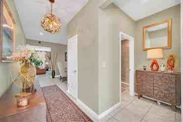 Beautiful home in Windermere