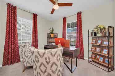 Beautiful home in Windermere