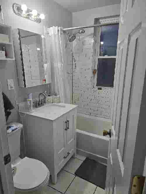 Private room available for rent
