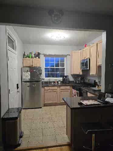 Private room available for rent