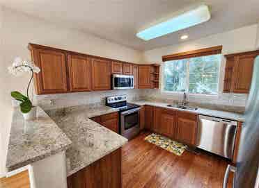 2 Beds + Bath in Shared Townhouse