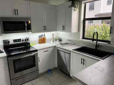 Modern Room Near Aventura FL 🏡✨