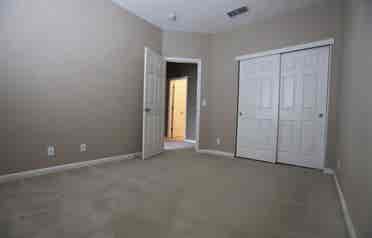 Bellevue area, 2 bedrooms open!!