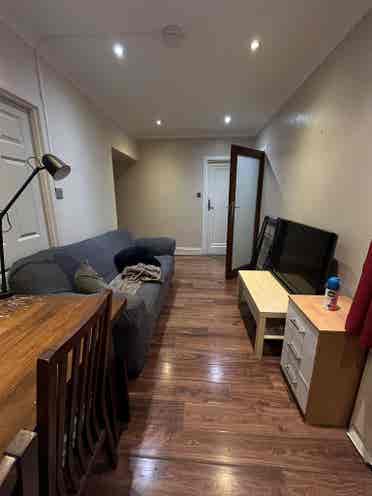 Spacious room in Marylebone