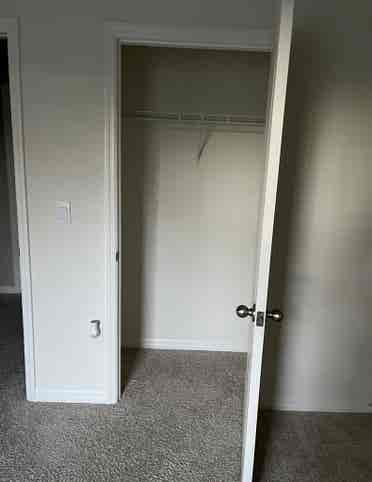 Room for rent - Deland