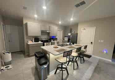 Room for rent - Deland