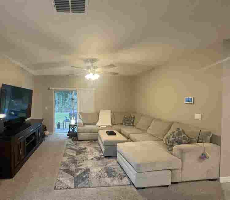 Room for rent - Deland