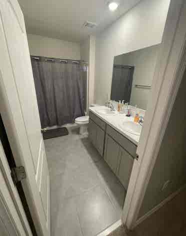 Room for rent - Deland