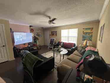 Need someone to take my lease.