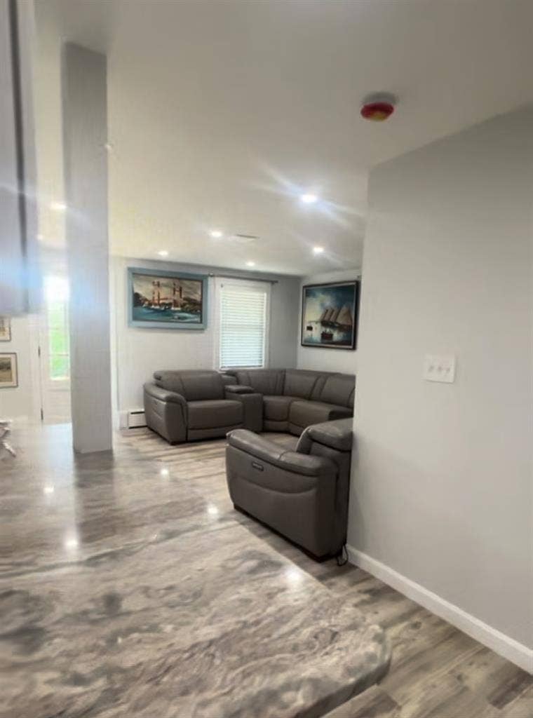 Need roomate in Middleton