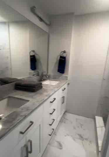 Need roomate in Middleton