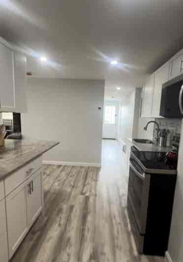 Need roomate in Middleton