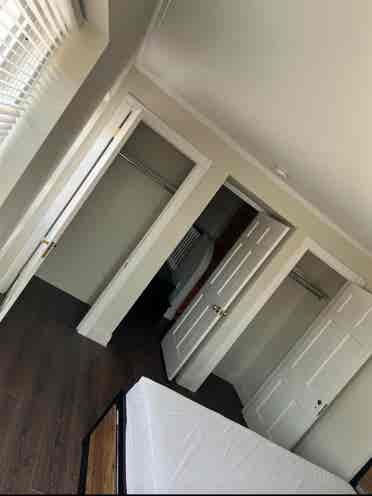 Cozy furnished room