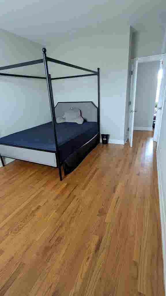 Bedroom available in 2bhk apartment